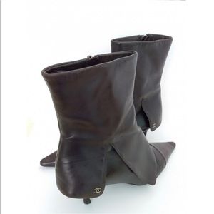 Chanel boots fits US 7.5